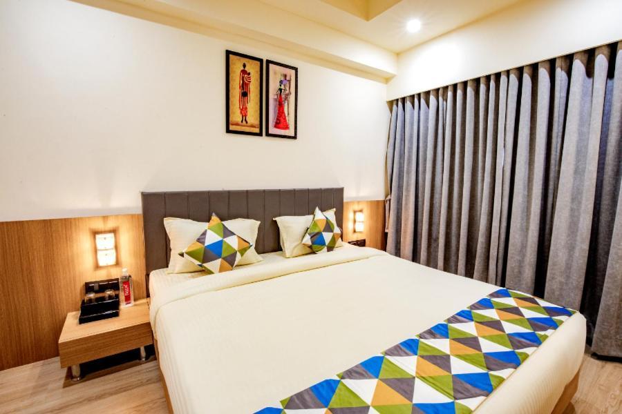 Hotel Nexus Rajkot Bagian luar foto