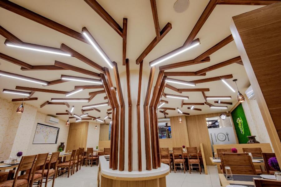 Hotel Nexus Rajkot Bagian luar foto