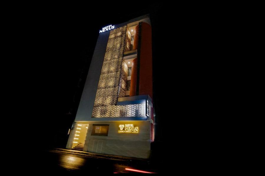 Hotel Nexus Rajkot Bagian luar foto