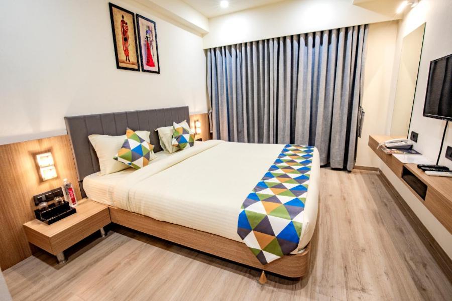 Hotel Nexus Rajkot Bagian luar foto